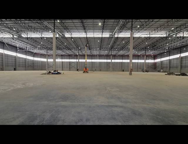 9,910M² WAREHOUSE TO LET IN JET PARK